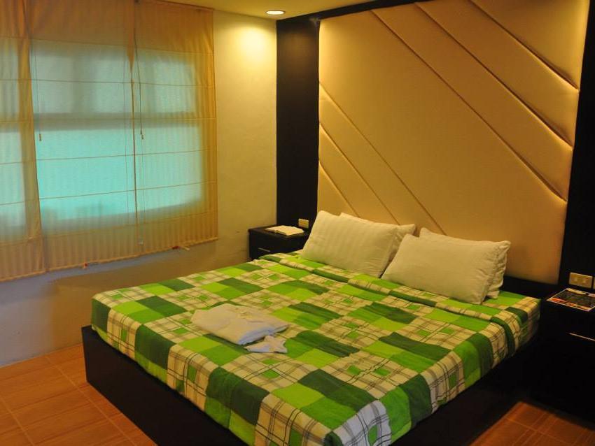 Jj Midcity Inn Tabaco Exteriör bild